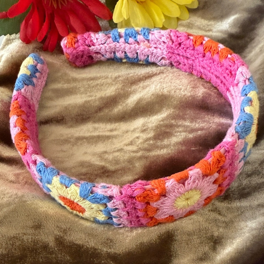 Colorful Crochet HeadbandSpring and Summer ready!